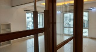 2400sft Luxurious semi furnished apartment rent in Banani