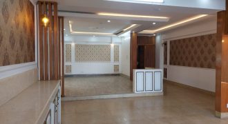 2400sft semi furnished apartment for recidence rent in Banani